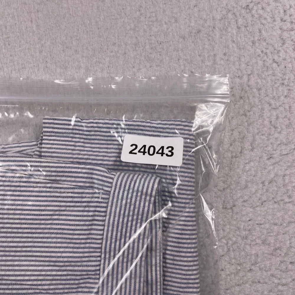 Banana Republic Emerson Shorts Mens 32 Blue‎ Striped Seersucker Summer Casual